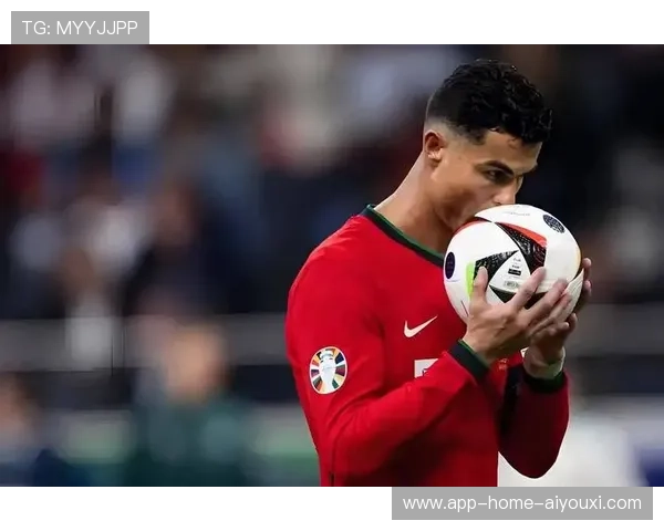 世界杯被曝伤情加重，C罗或被迫临时引援